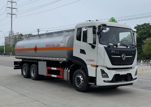 楚飞牌CLQ5260GYY6D型运油车