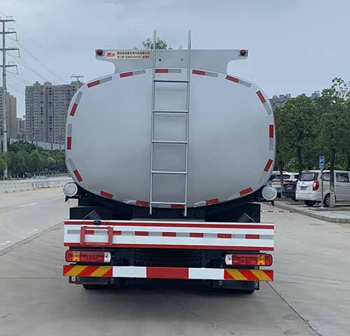 楚飞牌CLQ5252TGY6ZZ型供液车